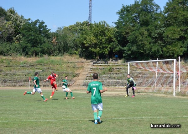 „Розова долина“ разгроми юношите на „Берое“ в контрола