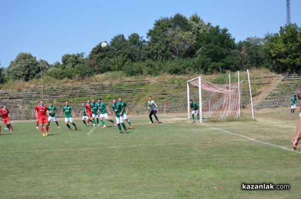 „Розова долина“ разгроми юношите на „Берое“ в контрола
