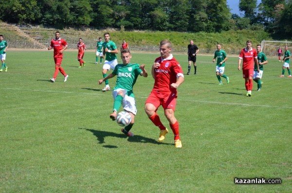„Розова долина“ разгроми юношите на „Берое“ в контрола