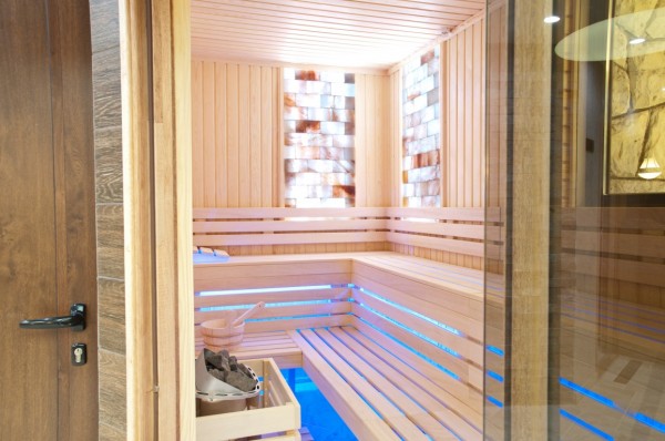 Планинският хотел ЕДЕЛВАЙС отвори врати в подножието на Бузлуджа