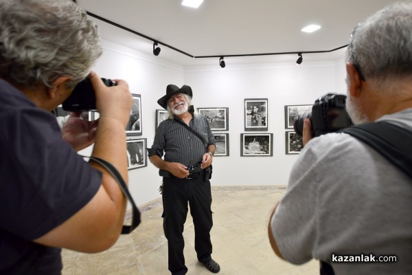 Фотографска изложба на Гаро Кешишян