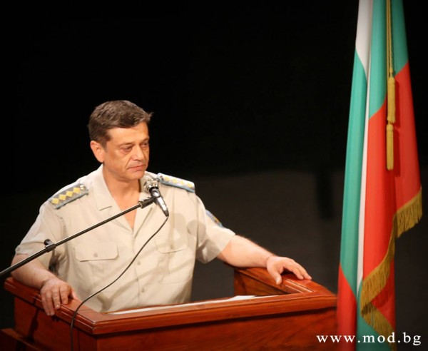 В Казанлък издигаме втория паметник в света посветен на песен