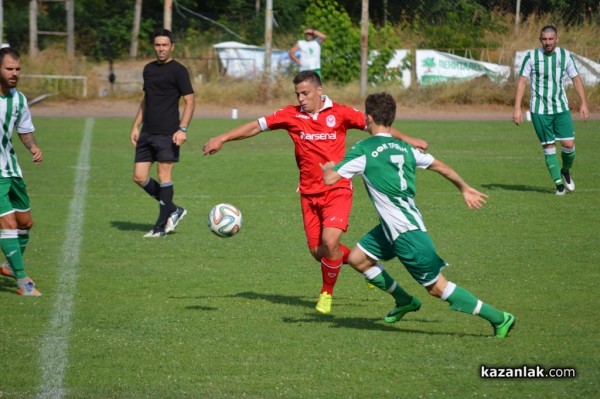 „Розова долина“ загря за старта на първенството с 8 гола срещу „Трявна“