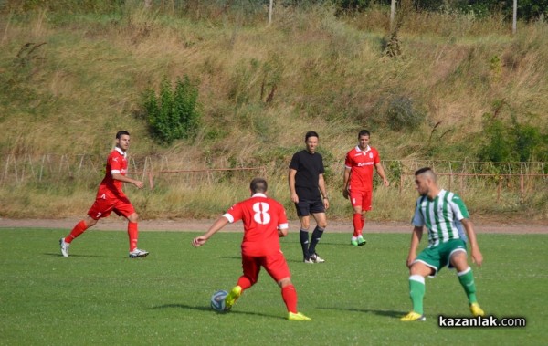 „Розова долина“ загря за старта на първенството с 8 гола срещу „Трявна“