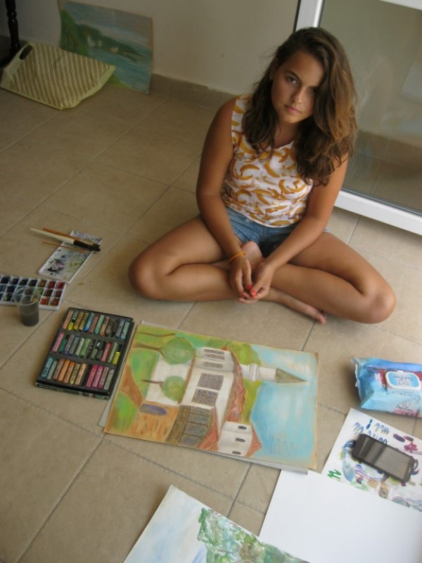 Малките художници от „Арт линия“ се завърнаха от Албена