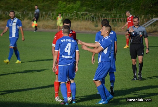 Купа и победа за „Розова долина“ на старта на Трета футболна лига