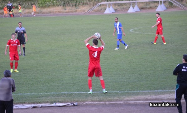 Купа и победа за „Розова долина“ на старта на Трета футболна лига