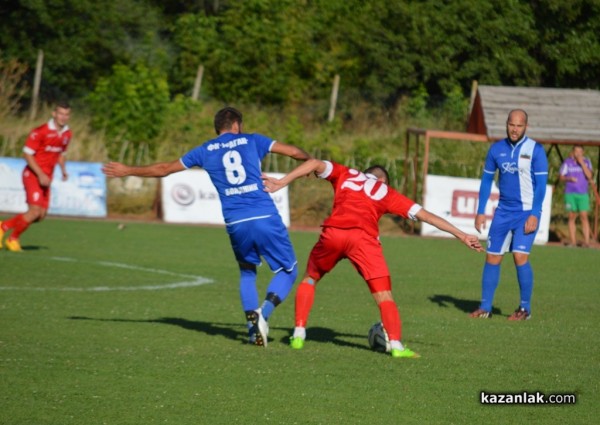 Купа и победа за „Розова долина“ на старта на Трета футболна лига