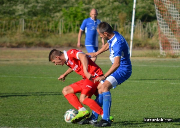 Купа и победа за „Розова долина“ на старта на Трета футболна лига