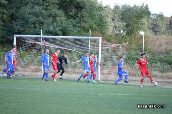 Купа и победа за „Розова долина“ на старта на Трета футболна лига