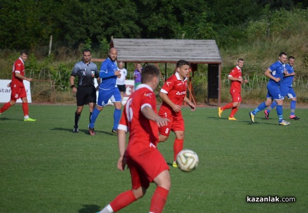 Купа и победа за „Розова долина“ на старта на Трета футболна лига