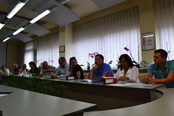 Разгледаха се проектите за саниране на жилищните блокове в Казанлък