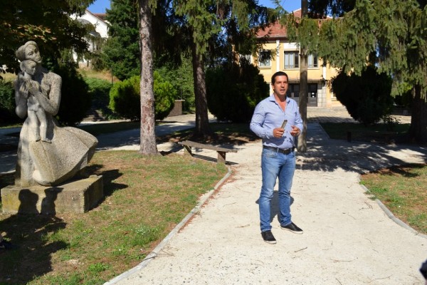 Кметът на Общината се включи в екопохода до Мегалита на село Бузовград