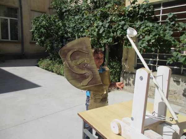 Деца се забавляваха в Библиотеката по време на събитието “Назад към корените на траките“