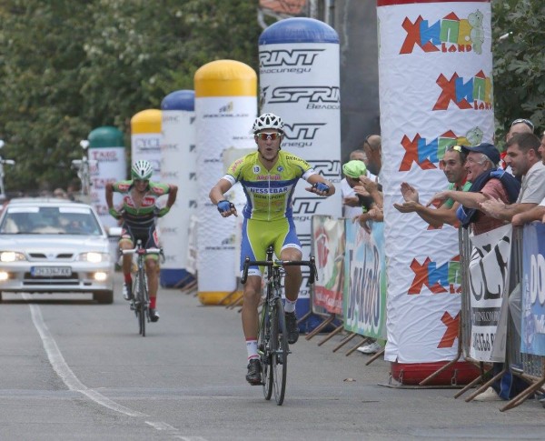 Александър Алексиев финишира пръв в родния си Мъглиж