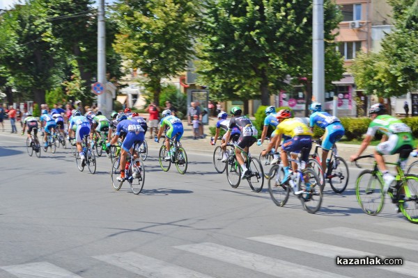 Александър Алексиев спечели спринта в Казанлък /видео и снимки/