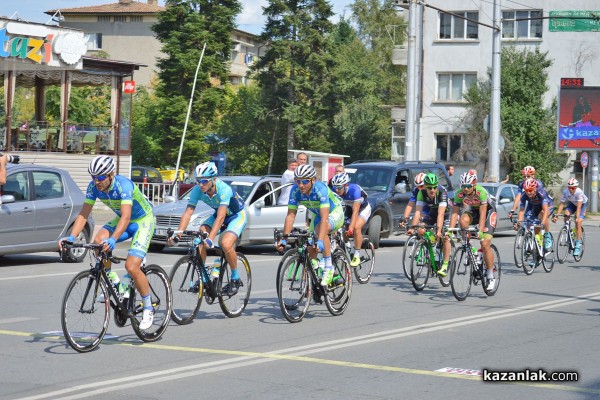 Александър Алексиев спечели спринта в Казанлък /видео и снимки/