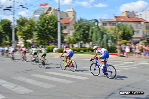 Александър Алексиев спечели спринта в Казанлък /видео и снимки/