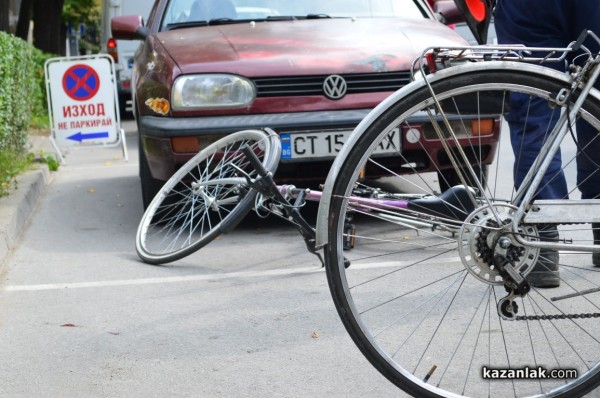 Велосипедист пострада при пътен инцидент /видео/