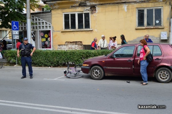 Велосипедист пострада при пътен инцидент /видео/