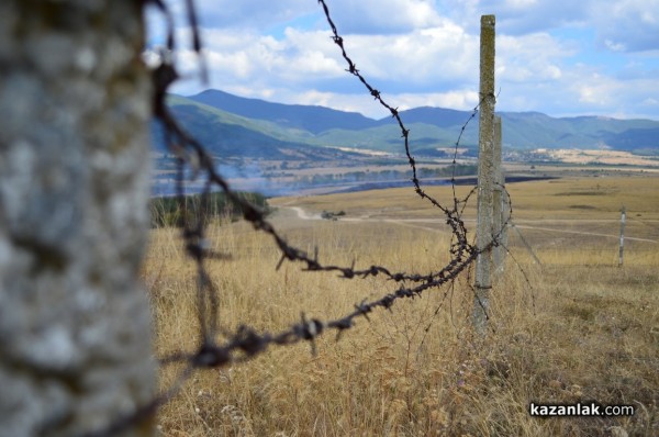 Пак запалиха пожар над военния полигон /видео и снимки/