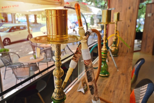 Cafe Мерси  - първото кафе с луксозни наргилета в Казанлък отвори днес
