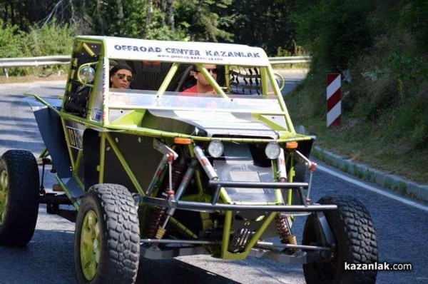 Дончо и Ива преминаха покрай Казанлък в 5-ия ден на „Балкан офроуд рали“