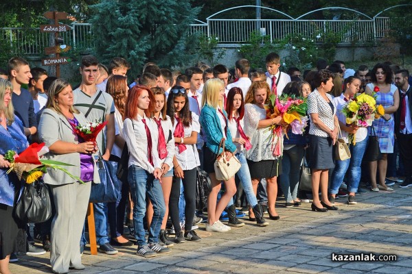 333 ученици прекрачиха прага на Механото /видео/