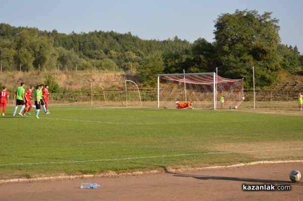 „Розова долина“ спечели срещу „Верея“ 4 дни преди мача с „Черно море“