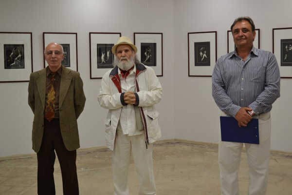 Невиждани фотографии на Кольо Пейчев в изложбата „Еротичен балет и още нещо“