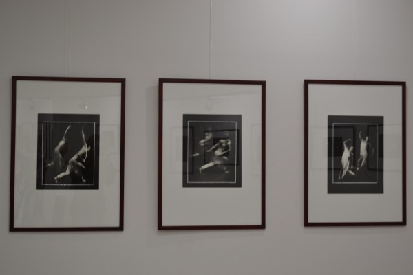 Невиждани фотографии на Кольо Пейчев в изложбата „Еротичен балет и още нещо“