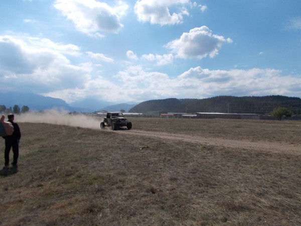  Дончо Цанев и Ива Бонева с успех в офроуд шампионата на Източна Европа