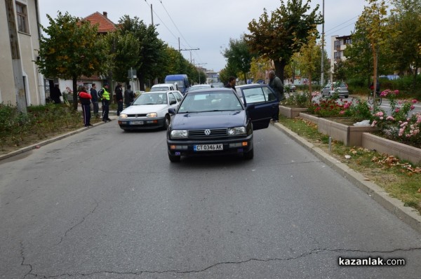 Блъснаха жена на пешеходна пътека /видео/