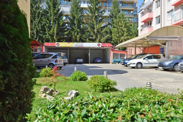 Нано продукт АНТИДЪЖД от Автомивка “ФРЕШ“ ви спестява есенните автомивки за 3 месеца!