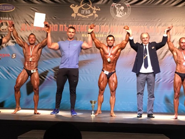 Културистите на „Трек“ с множество медали и абсолютна титла от Републиканското