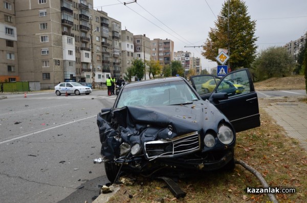 Възрастно семейство пострада при катастрофа до ромската махала