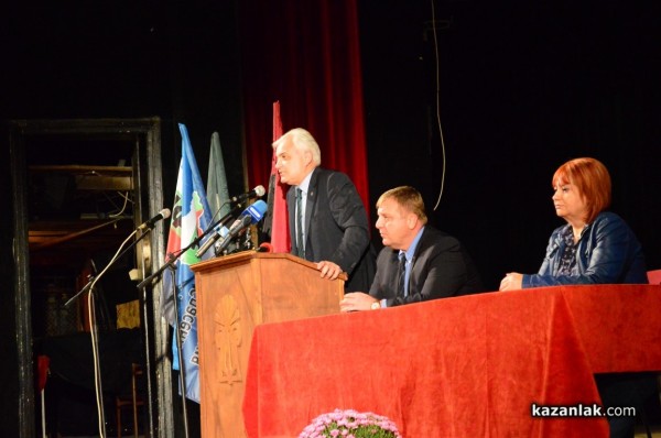 Кр. Каракачанов: Въпросът не е в правомощията на институцията, а в това кой е президентът!