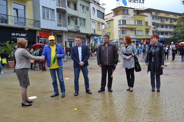 Кметът на Общината участва във финала на кампанията „Спри! Преминава дете!“