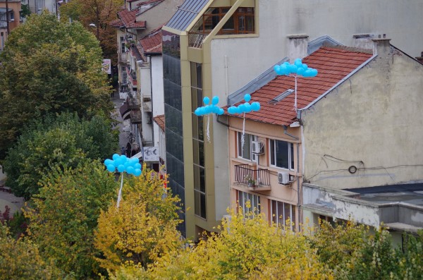 ГЕРБ Казанлък подкрепиха кандидат-президентската двойка в 17:17 на 17-ти