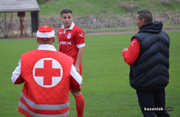 „Розова долина“ с трудна победа над „Гигант“