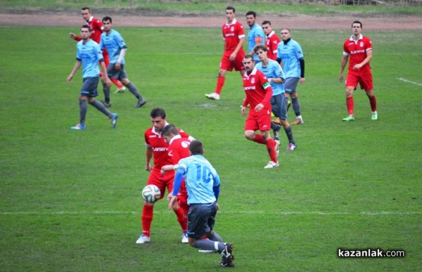 „Розова долина“ с трудна победа над „Гигант“