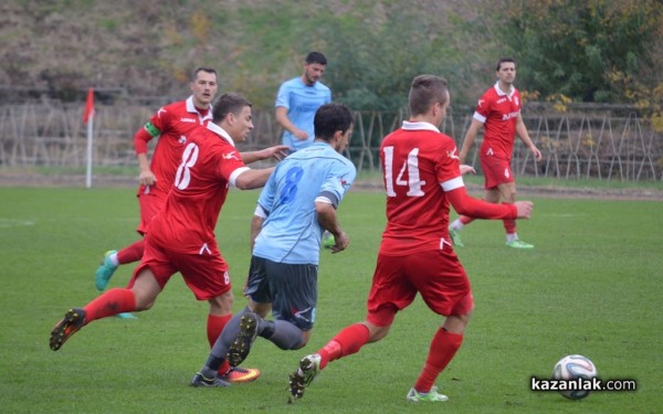 „Розова долина“ с трудна победа над „Гигант“