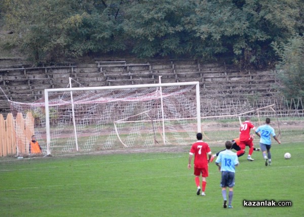 „Розова долина“ с трудна победа над „Гигант“