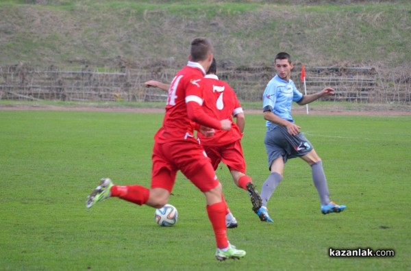 „Розова долина“ с трудна победа над „Гигант“