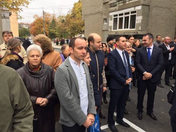 Цецка Цачева в Казанлък: Ще насърчавам политиките в интерес на хората