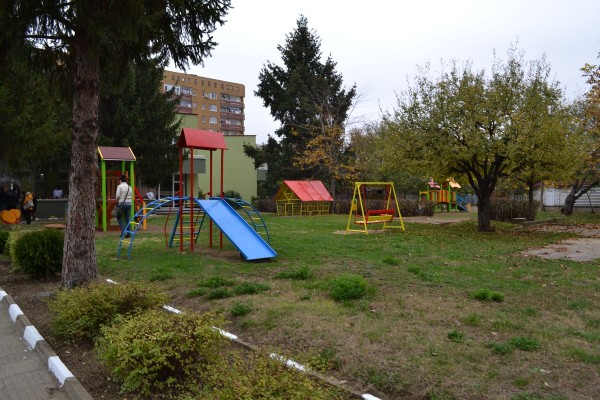 На Димитровден Кметът откри 3 нови придобивки за казанлъчани