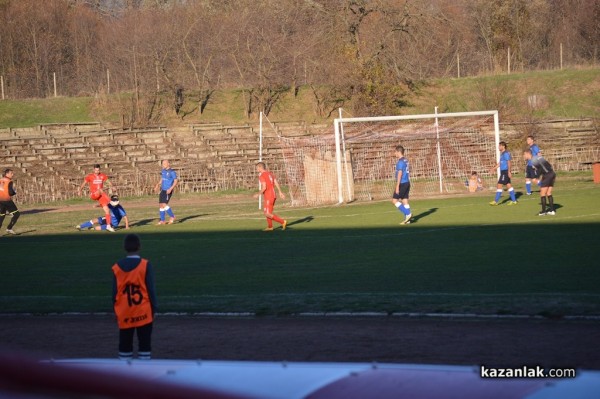 „Розова долина“  разгроми „Елхово“ в последния си домакински мач за 2016-та