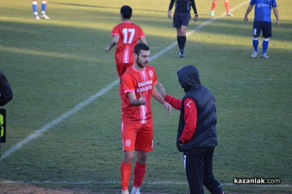 „Розова долина“  разгроми „Елхово“ в последния си домакински мач за 2016-та