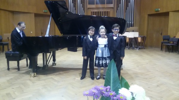 Учениците на Елена Юлиянова спечелиха 8 престижни награди