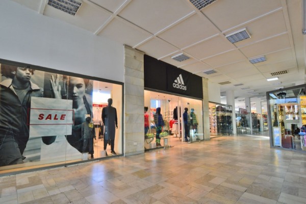 Големите “Черни“ намаления в ADIDAS Казанлък започват преди големия Black Friday